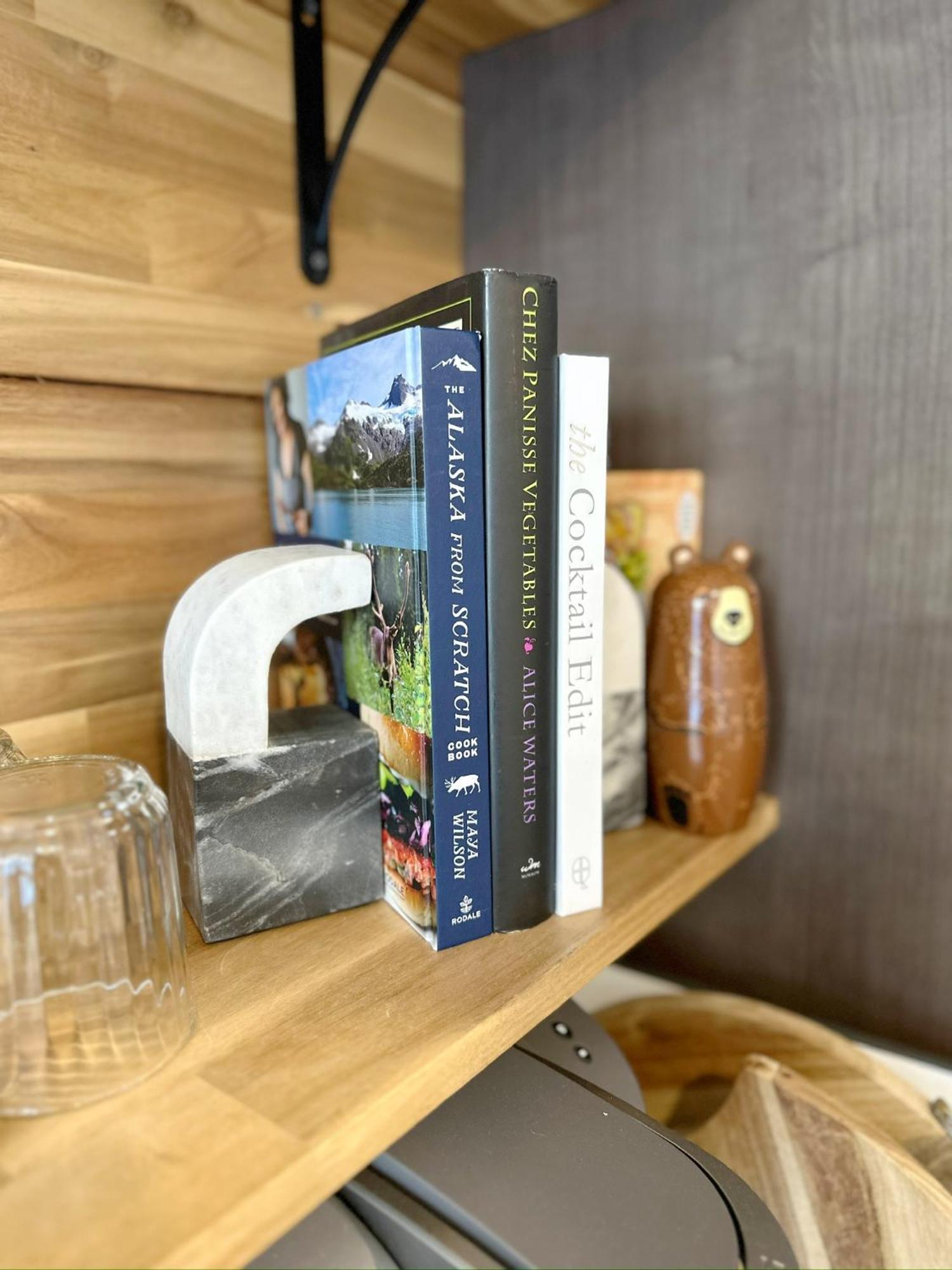 Bootlegger'S Nest Villa Anchorage Dış mekan fotoğraf